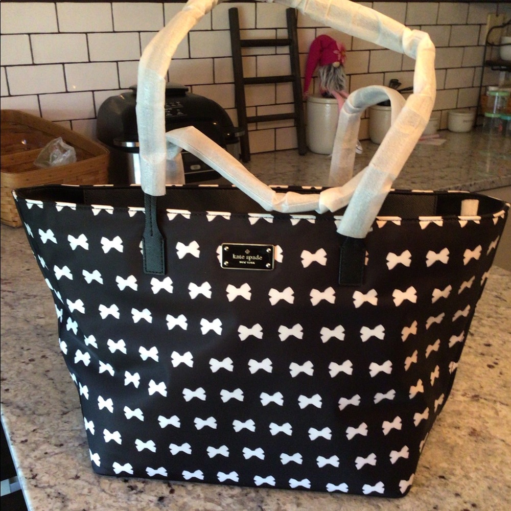 Black and white Tote